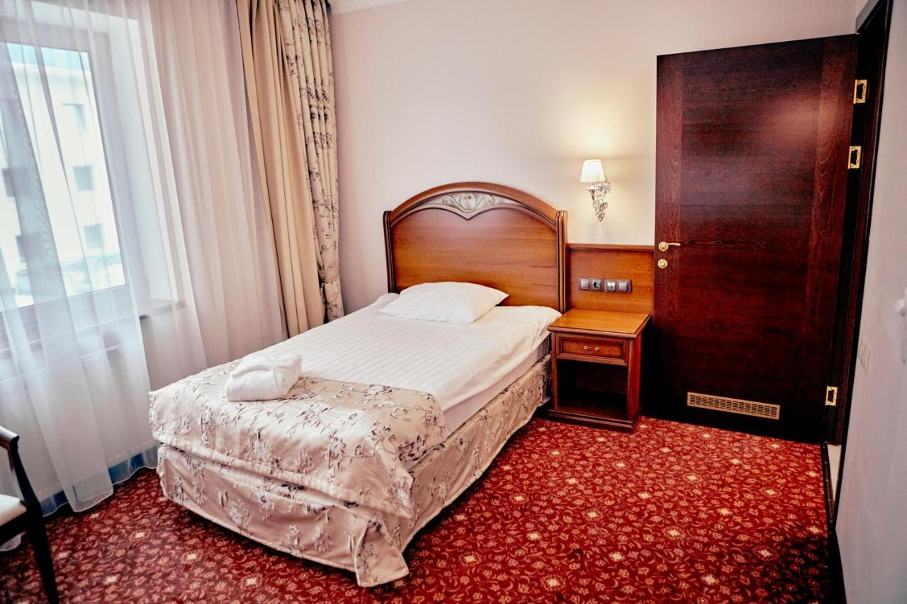 环形高级酒店 雅罗斯拉夫尔 客房 照片